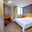7 Days Inn Yunfu Luoding Central