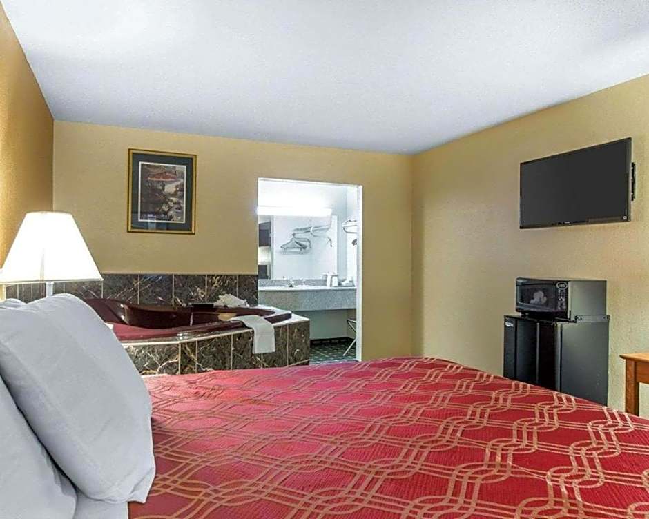 Econo Lodge Dalton West