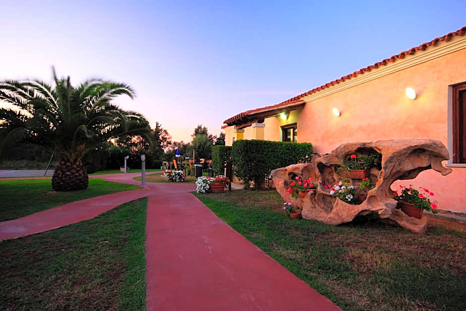 Li Suari Club Village