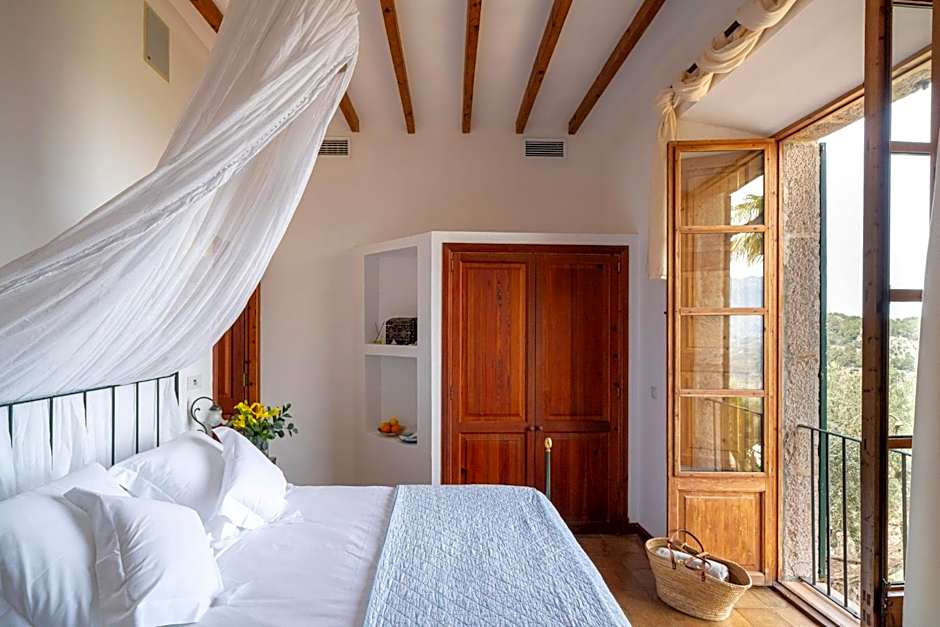 Ca's Xorc - Luxury Retreat & Restaurant