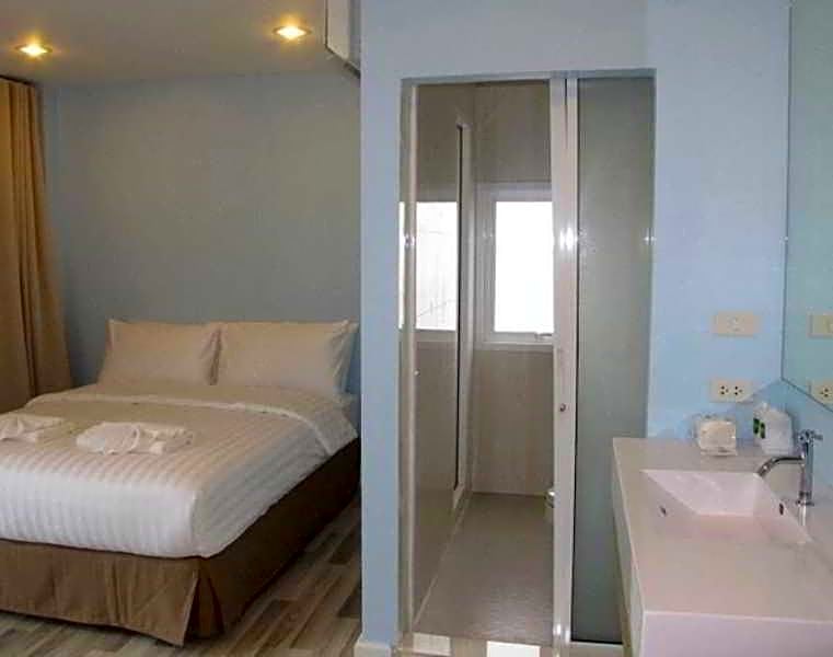 Nantra Hua Hin Hotel