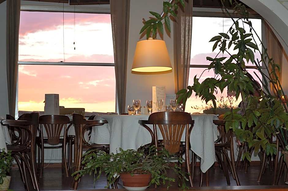 Hotel Restaurant Panoramique Cesar