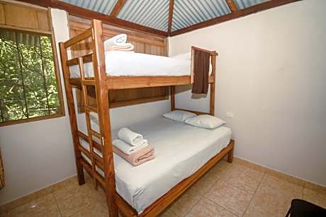 Economy Triple Room with Shared Bathroom
