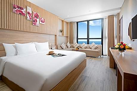 Family Connecting Ocean