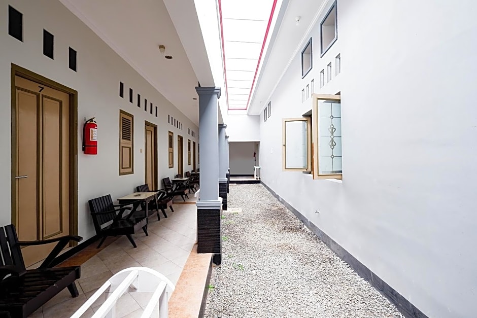 OYO 2436 Hotel Kencana