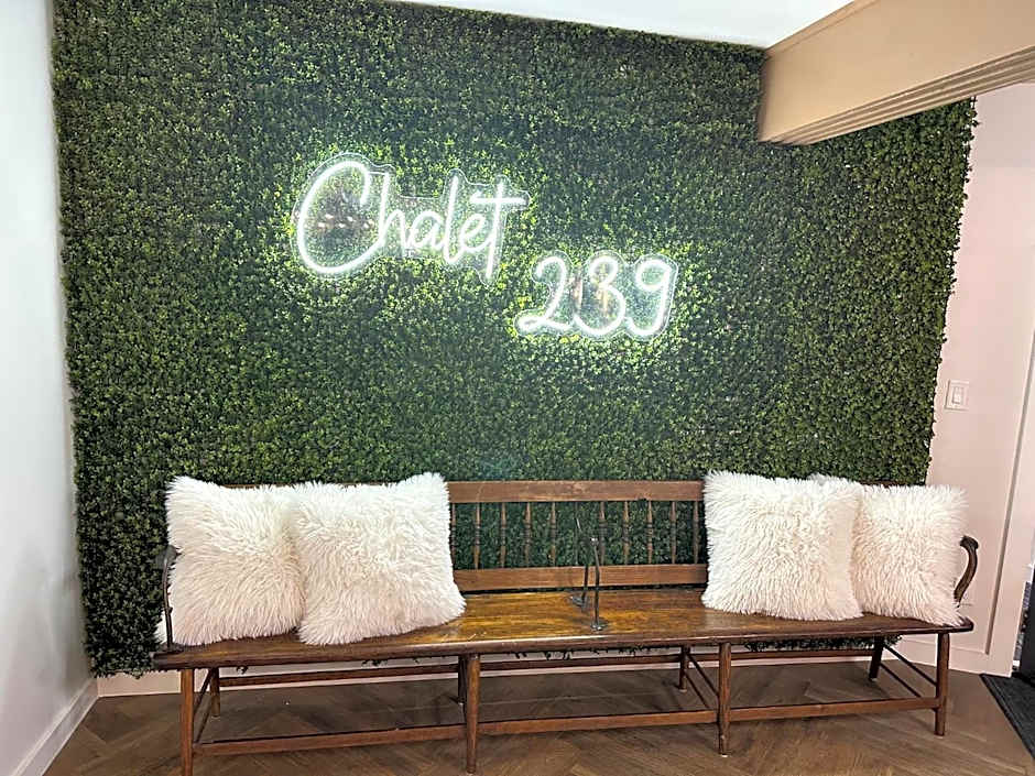 Chalet 239-Boutique Hotel