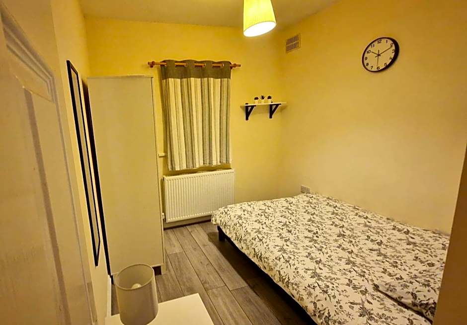 Private Rooms near Hither green Station