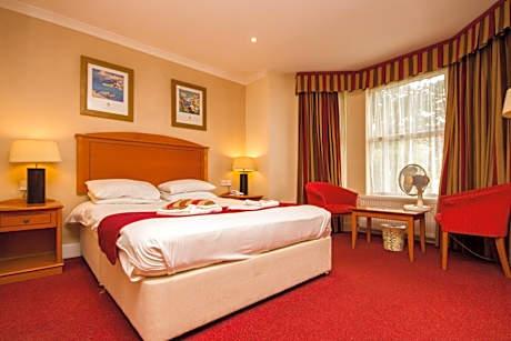 DJ Suites The Element