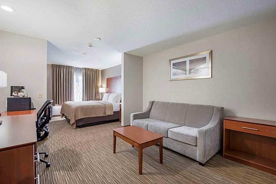 Photo 1 of 4 of 1 King Bed Suite, Accessible