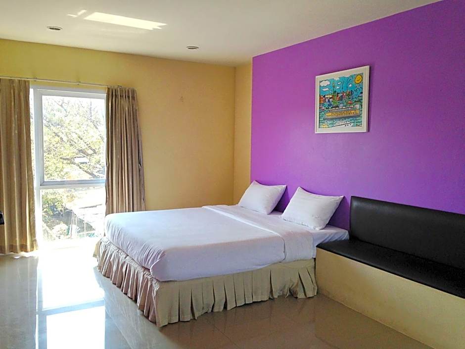 C2 Residence Hotel