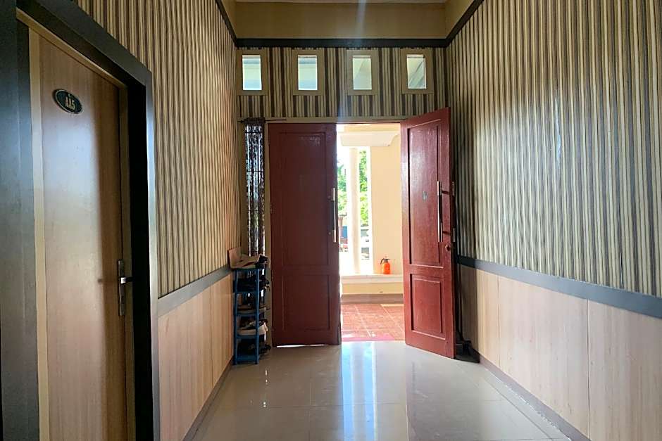 Hotel O Wisma Tulip Near Masjid Besar Desa Tanabangka