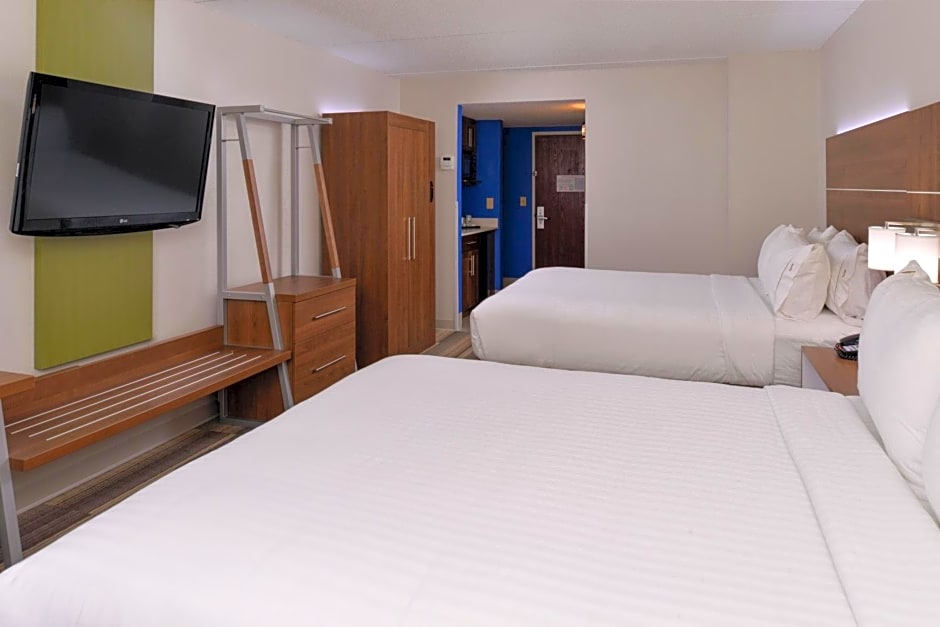 Holiday Inn Express & Suites Raleigh NE - Medical Ctr Area By IHG