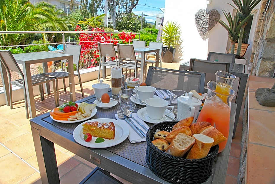 Hotel La Villa Cap dAntibes