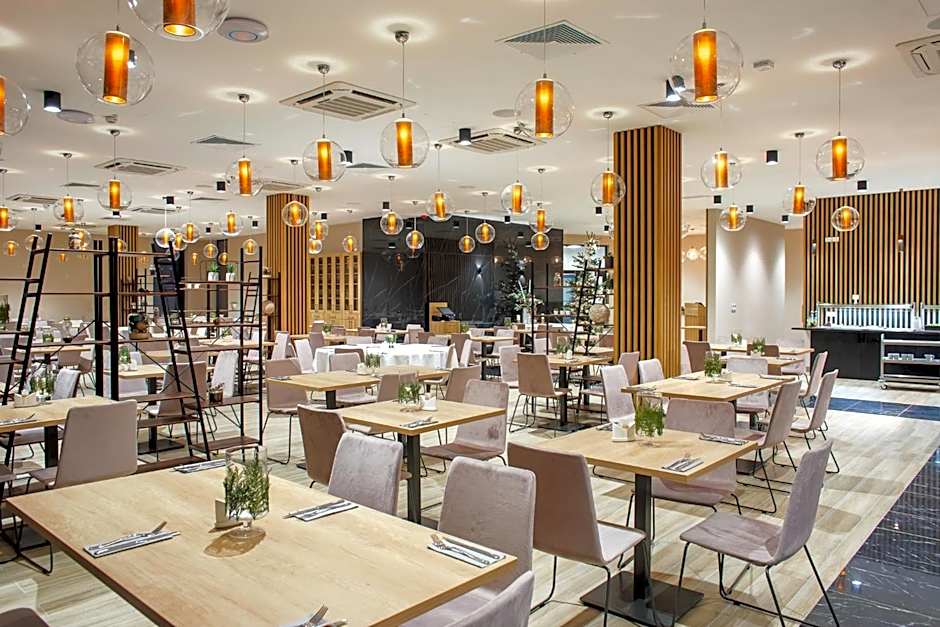 Green Mountain 5* Hotel