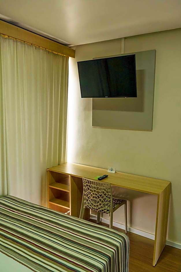 Dan Inn Express Porto Alegre - proximo a Orla do Guaiba - Reveillon 2024