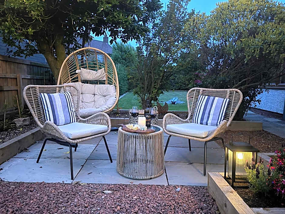 Holly Trees Guest Accommodation