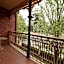 Carlyle Suites & Apartments
