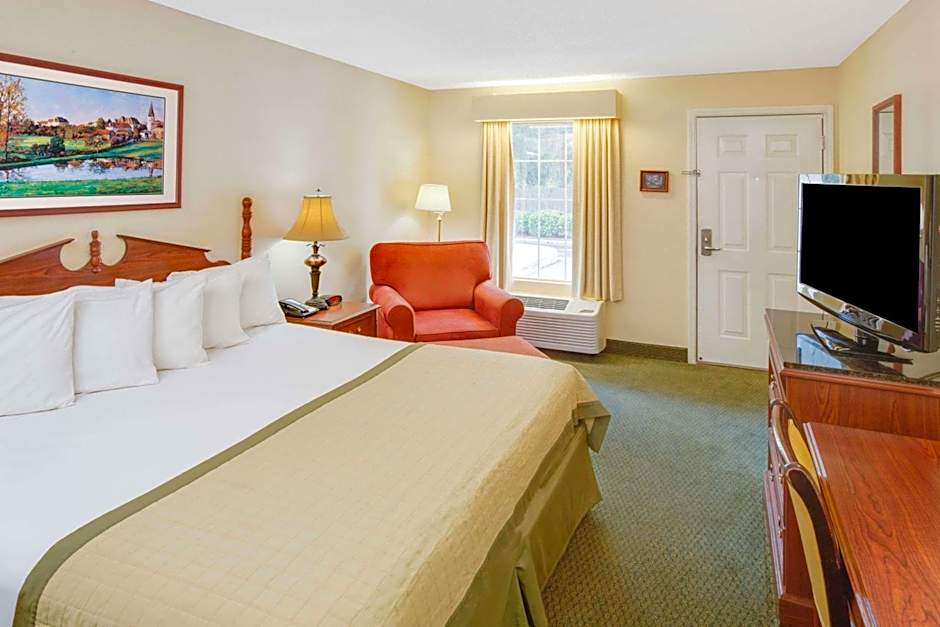 Baymont by Wyndham Ozark