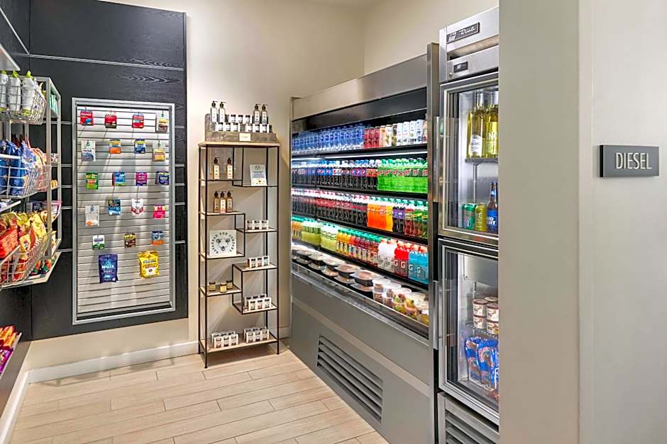 Renaissance by Marriott Atlanta Airport Gateway Hotel