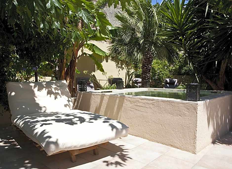 Spirit Of The Knights Boutique Hotel