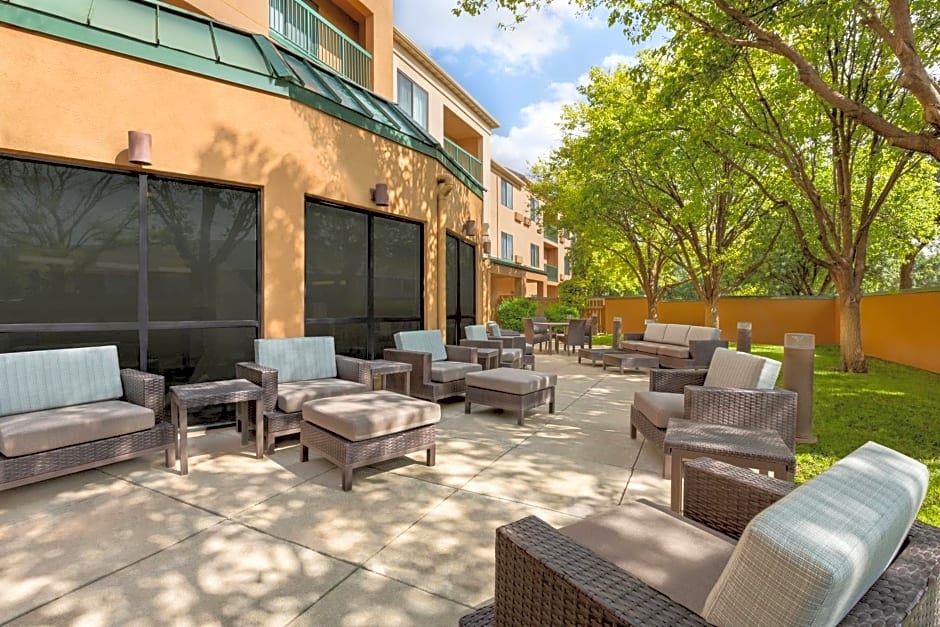 Courtyard Lubbock