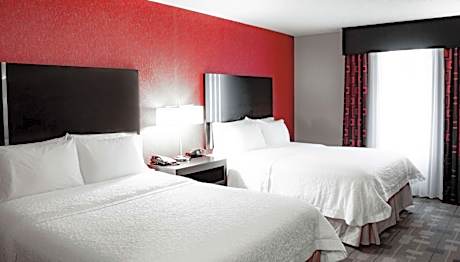 2 Queen Beds Nonsmoking