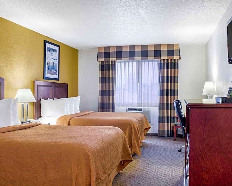 Quality Inn Oacoma - Chamberlain