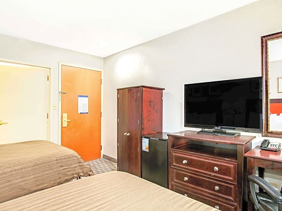 Days Inn Long Island City