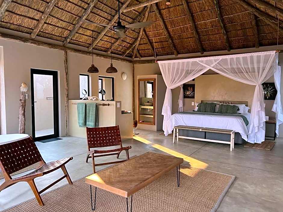 LookOut Safari Lodge