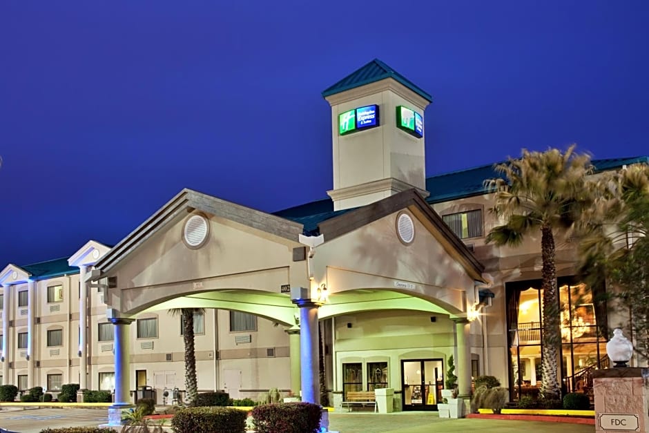 Holiday Inn Express Hotel and Suites Lake Charles