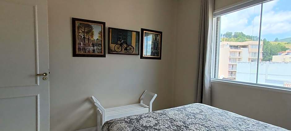 Apartamento Fontana di Trevi Centro Serra Negra