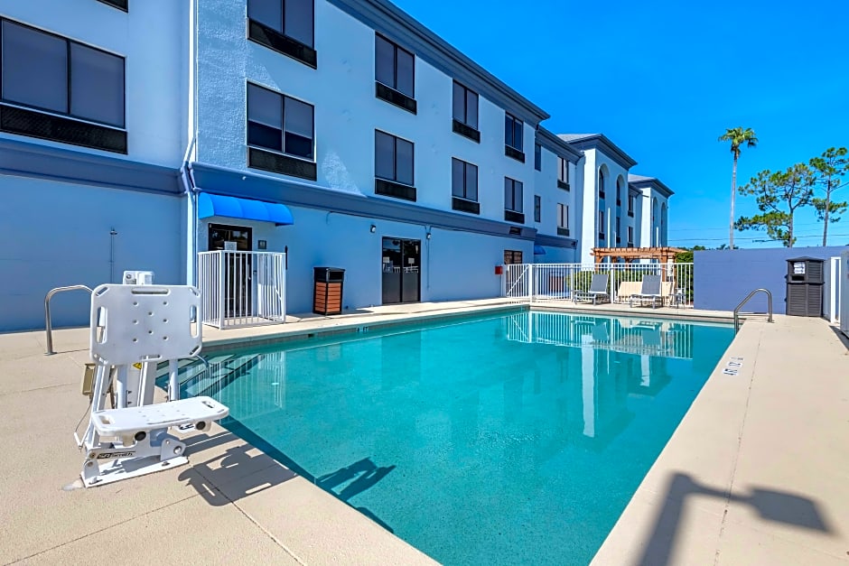 Best Western Plus Orlando East- UCF Area  