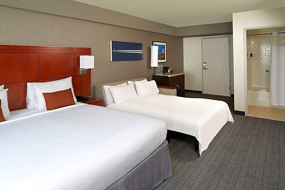 Courtyard by Marriott Los Angeles LAX/Century Boulevard
