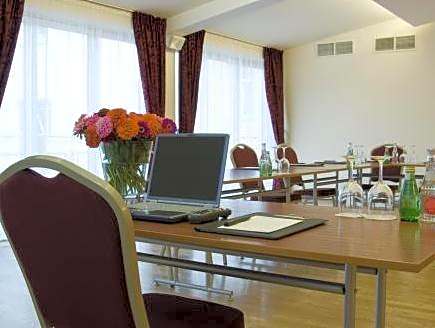 Royal Boutique Hotel Vilnius Gates of Dawn