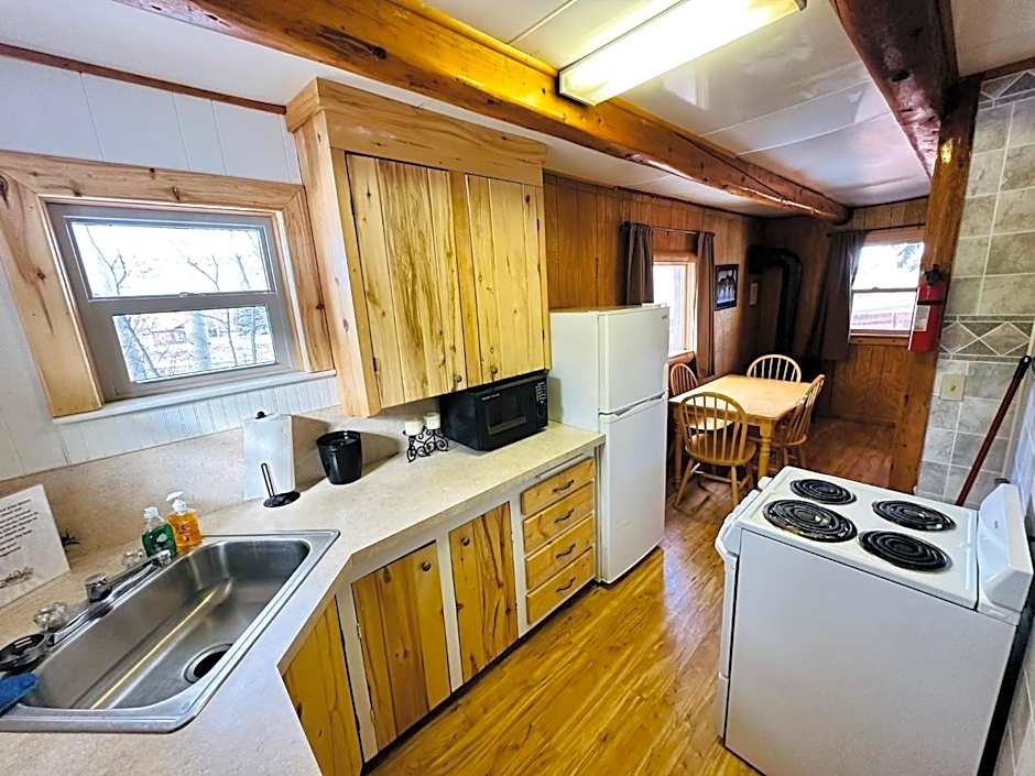 Ute Bluff Lodge, Cabins and RV park