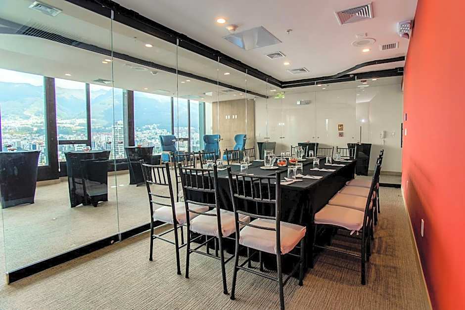 Hampton by Hilton Quito La Carolina Park
