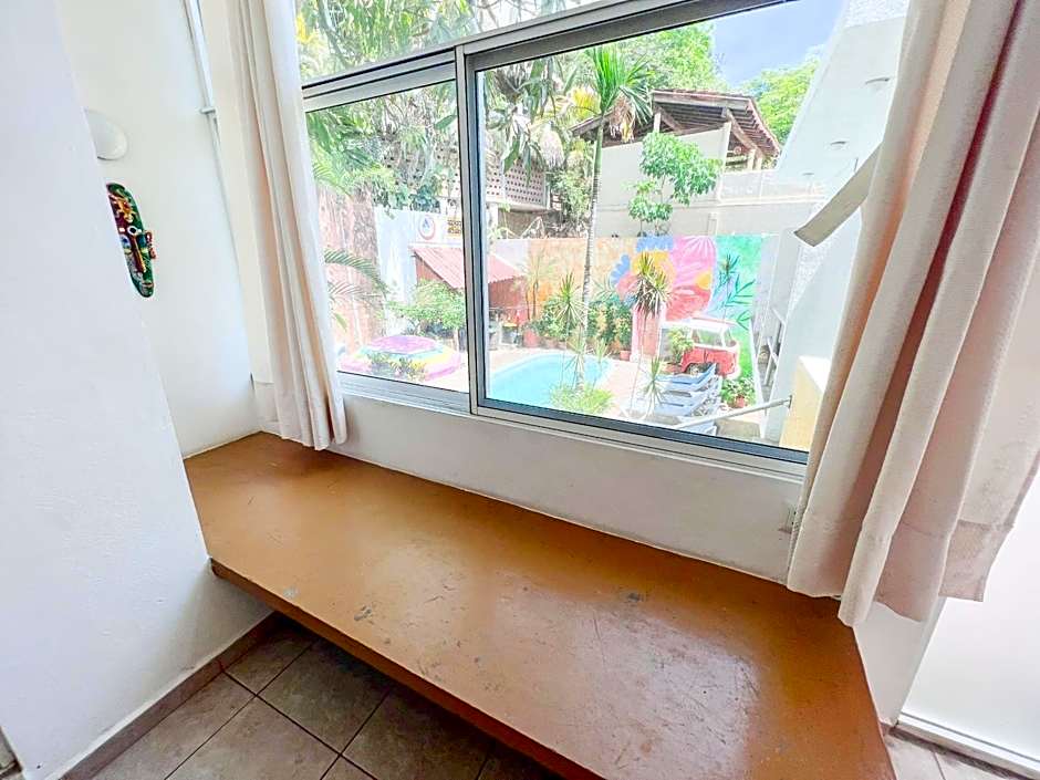 ITH Sayulita Amazing Surf Hostel