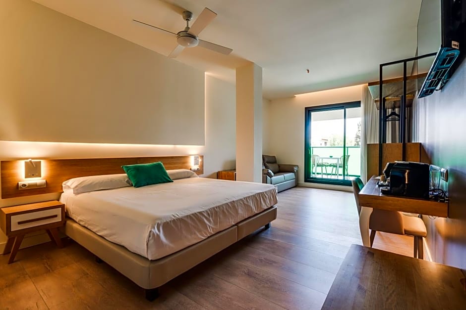 Hotel Brisamar Suites