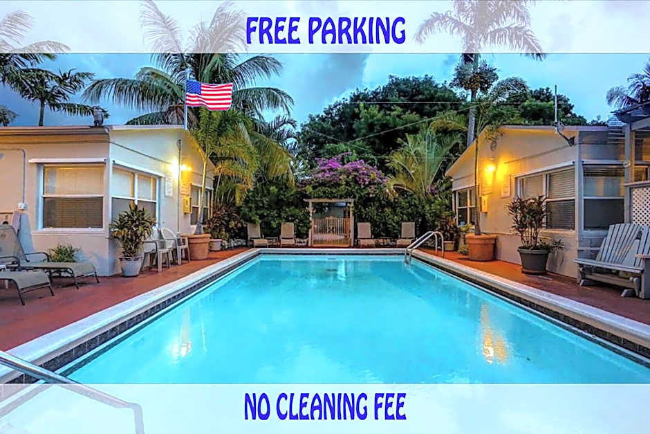 Richard's Motel Courtyard