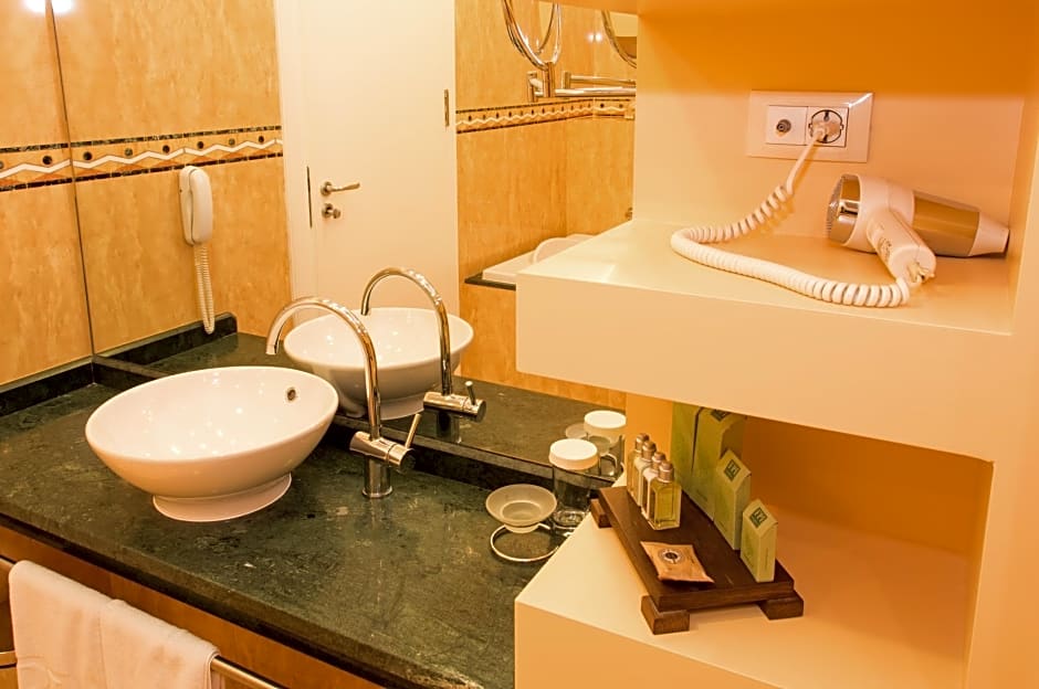 Arena Di Serdica Hotel