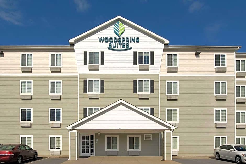 WoodSpring Suites Clarksville Ft. Campbell