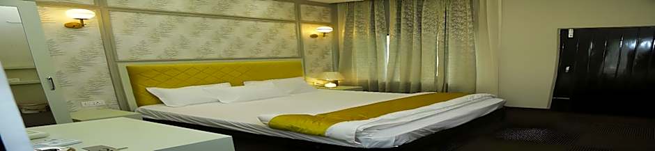 Hotel Exotic Court by Nukkar