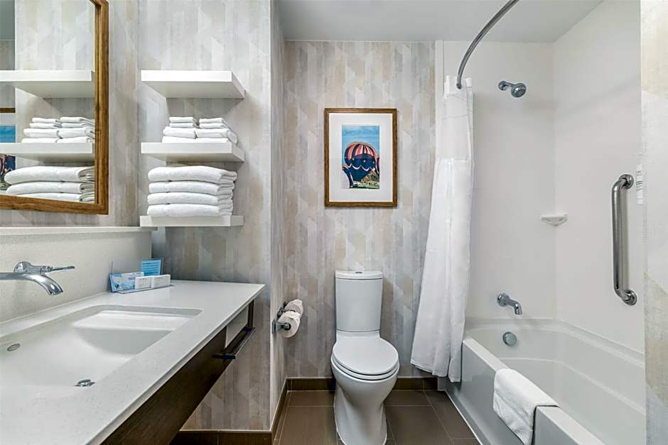Hampton Inn & Suites Dallas/Plano-East