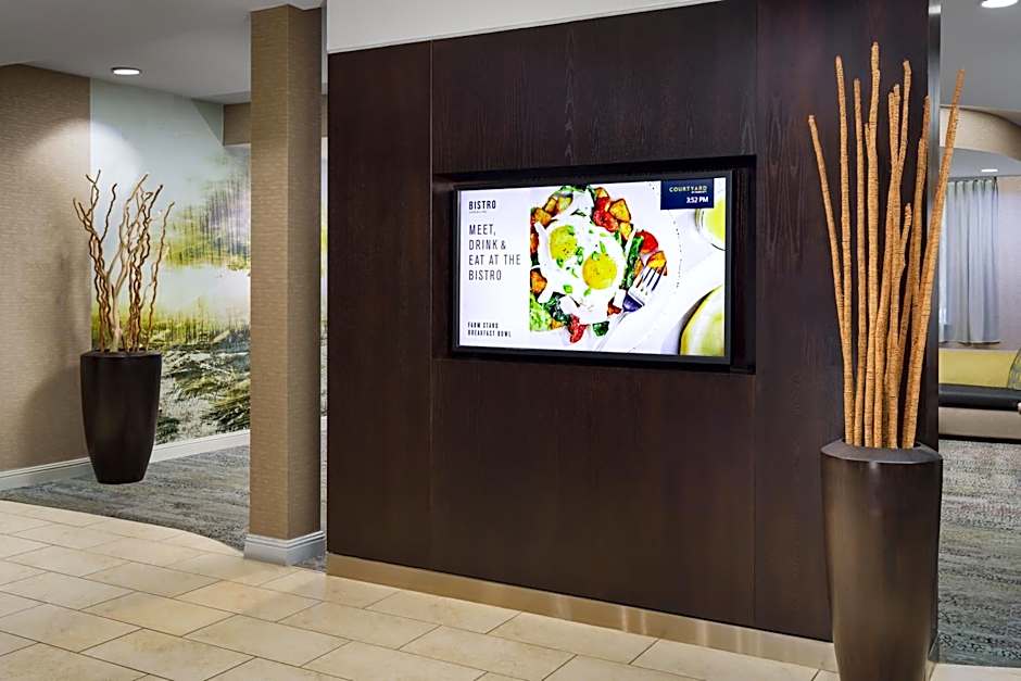 Courtyard by Marriott Roseville Galleria Mall/Creekside Ridge Drive