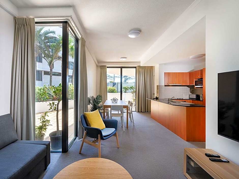 Mantra Coolangatta Beach