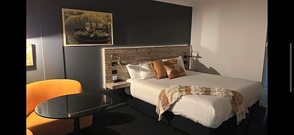 Ibis Styles Orange Hotel