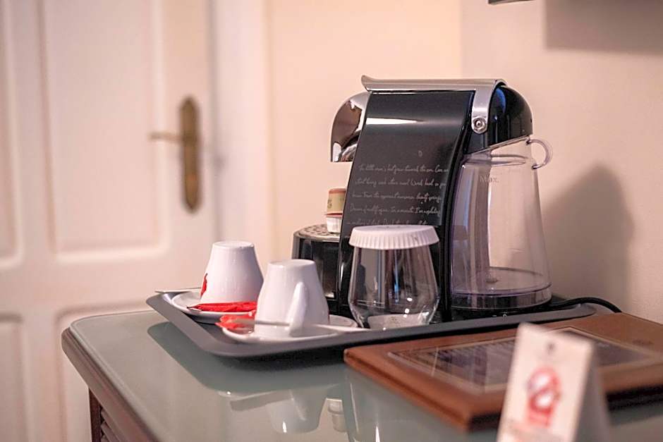 Complex La Tunuri - Vila Economat