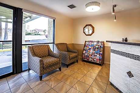 Lake Mead Inn
