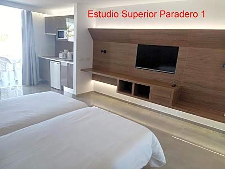 Superior Studio Paradero I