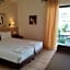 Hotel Prigipikon Suites and sofites